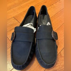 New women’s Soft Style Vivid Black Loafers with Buckle in 10 wide